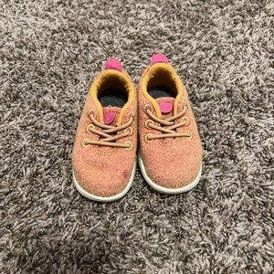 Toddler girl allbird sneakers